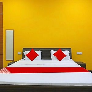 Hotel Mannu Grand