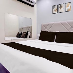 Hotel O Class Inn